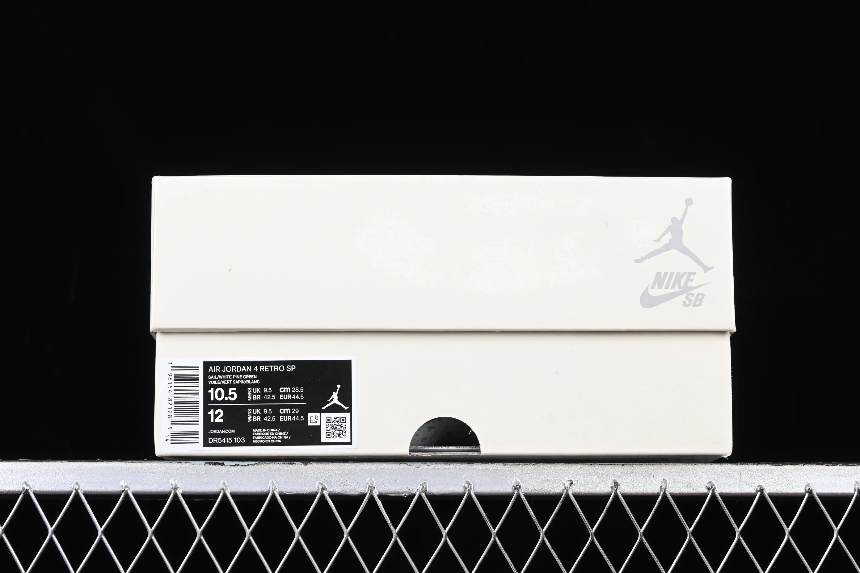 All categories Air Jordan Jordan series basketball shoes Air Jordan 4 LJR version Nk SB x Air Jordan 4 "Pine Green" AJ4 Joe 4 joint white green DR5415-103